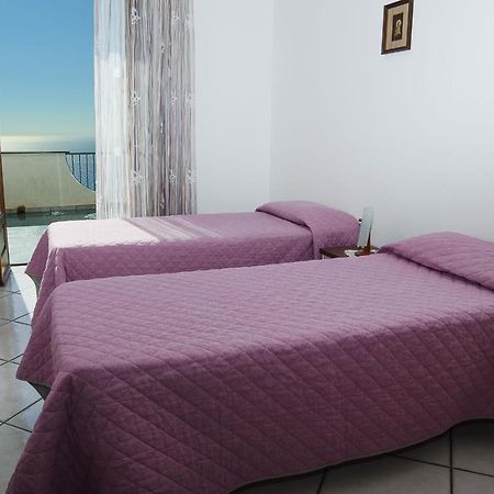 Moressas In Praiano Exterior photo