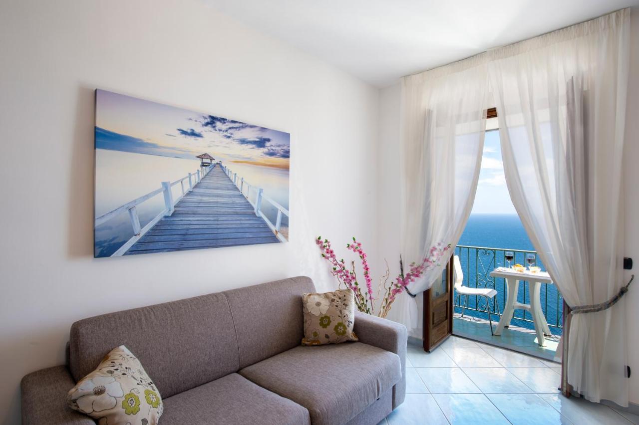 Moressas In Praiano Exterior photo